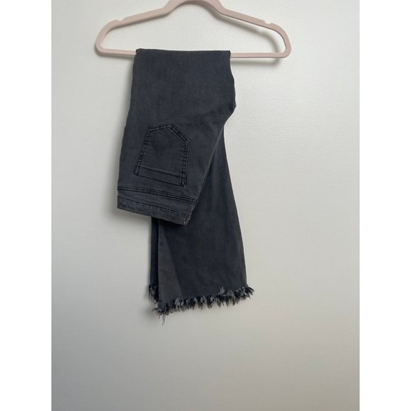 Six crisp days flared jeans distressed bottoms size medium - Picture 1 of 6